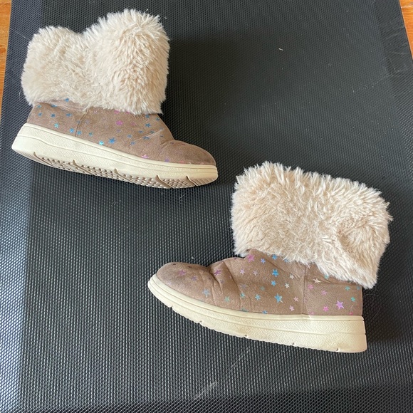 Cat & Jack Shoes Cat And Jack Fur Boots Poshmark